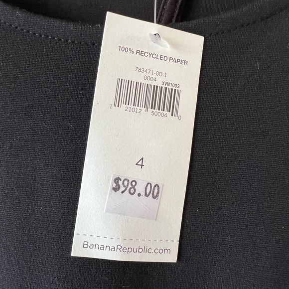 NWT Banana Republic stretch knit little black dress with twist opening Size 4 - Picture 4 of 4